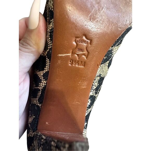 Tory Burch Canvas Animal Print Leather Pumps - Picture 13 of 14